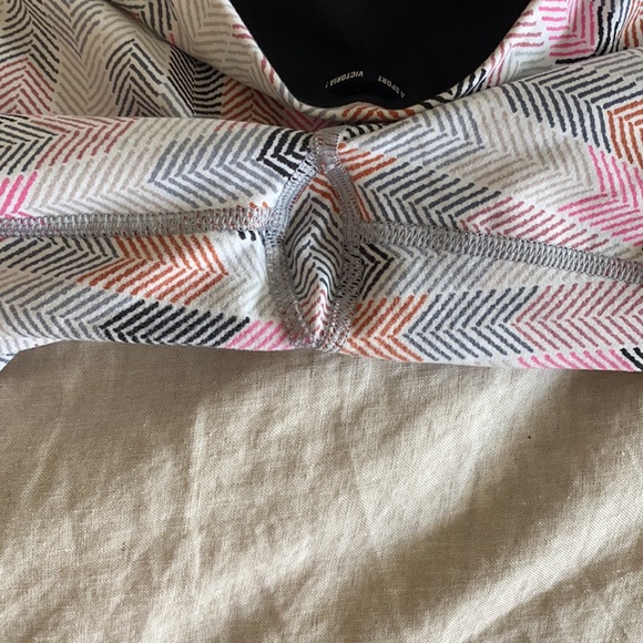 EUC Victoria Sport leggings size M - Picture 6 of 6